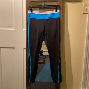 lululemon leggings with line detail